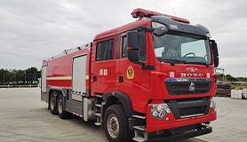 泡沫消防車 泡沫消防車